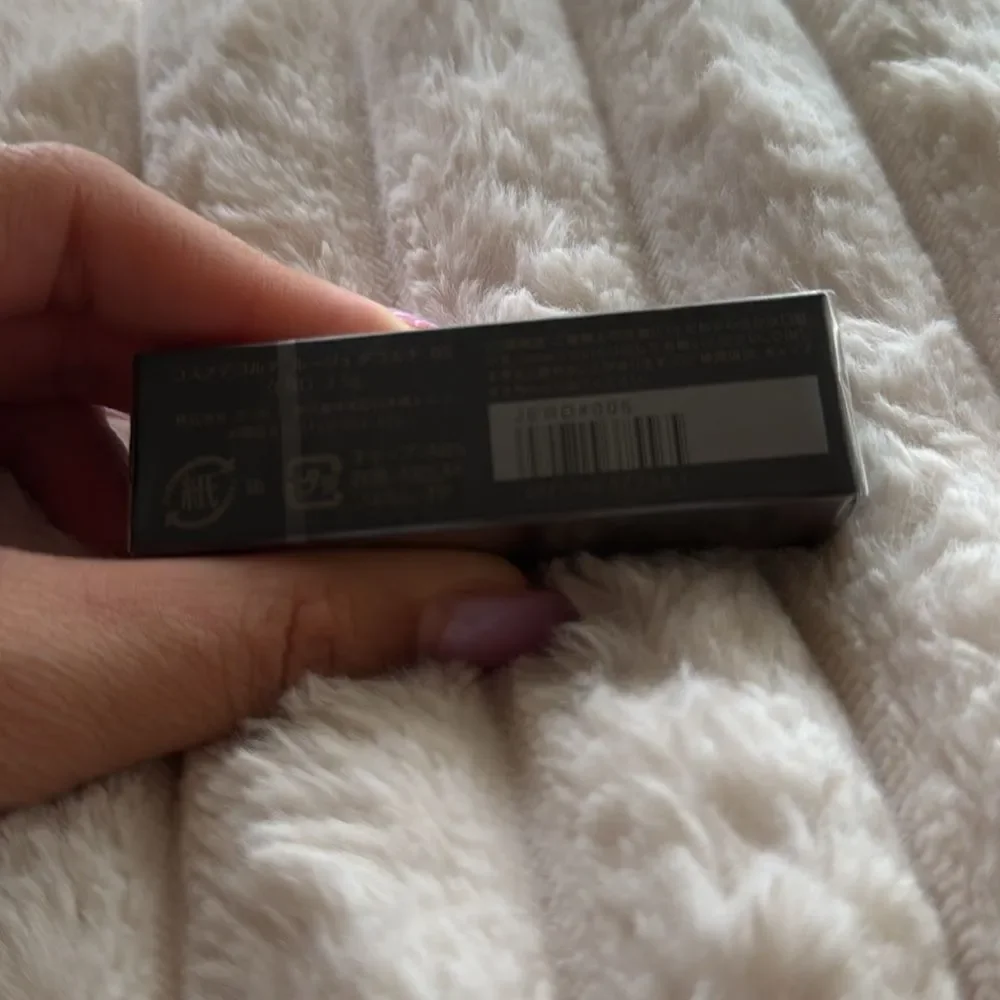 NEW Decorte Rouge Lipstick in Shade 05 Signature Red Matte